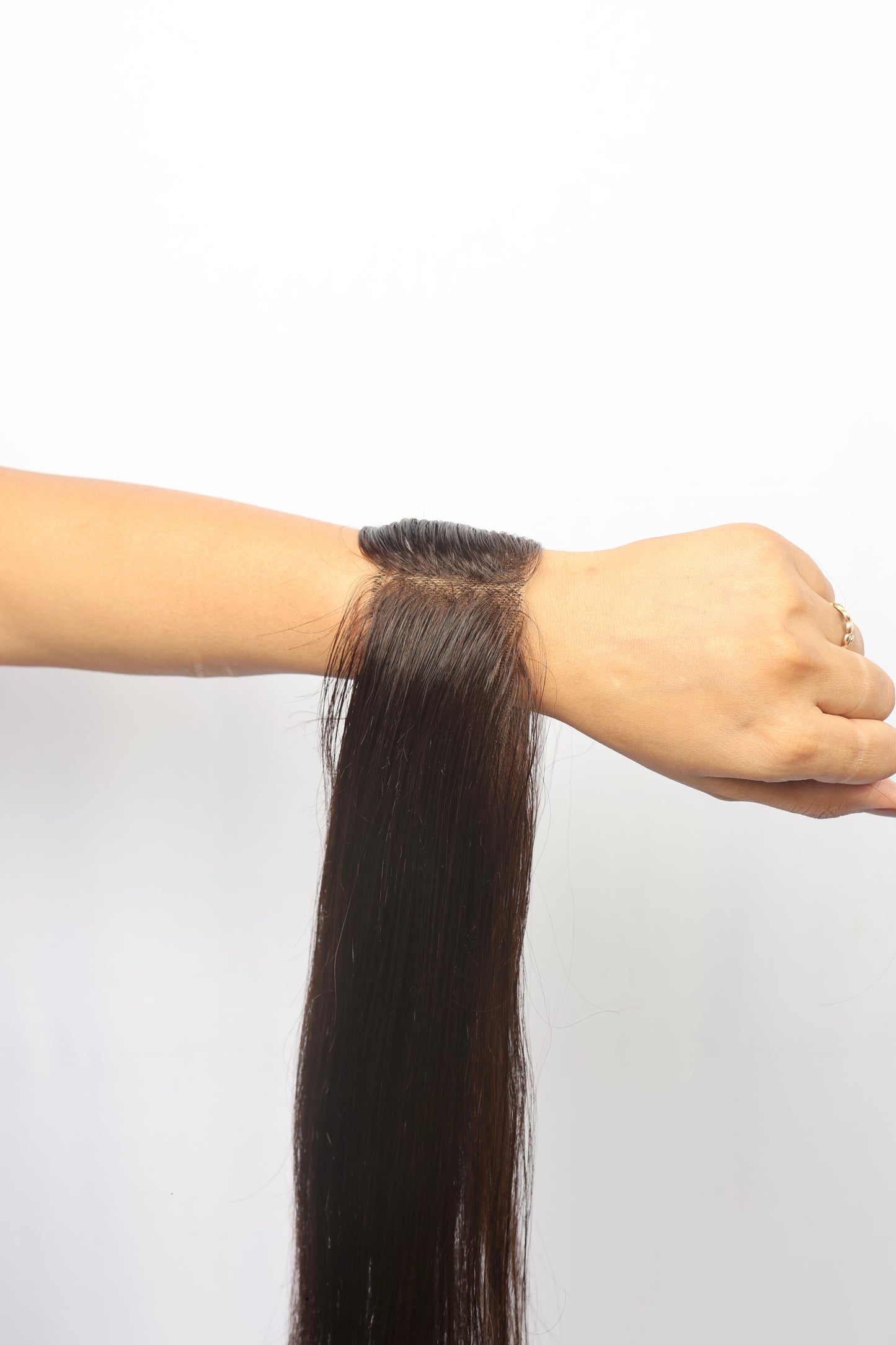 FRONT HAIRLINE BAND